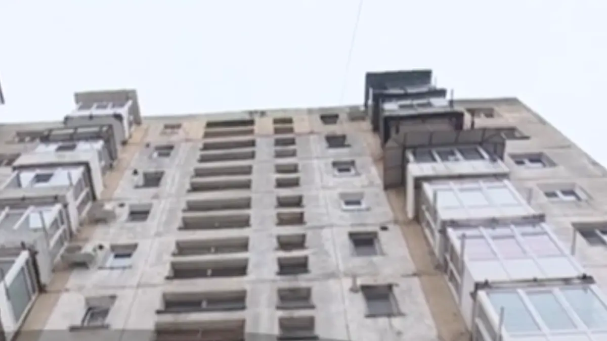 o femeie de 31 de ani din craiova si a luat viata de dorul copilelor ei atentie imagini socante