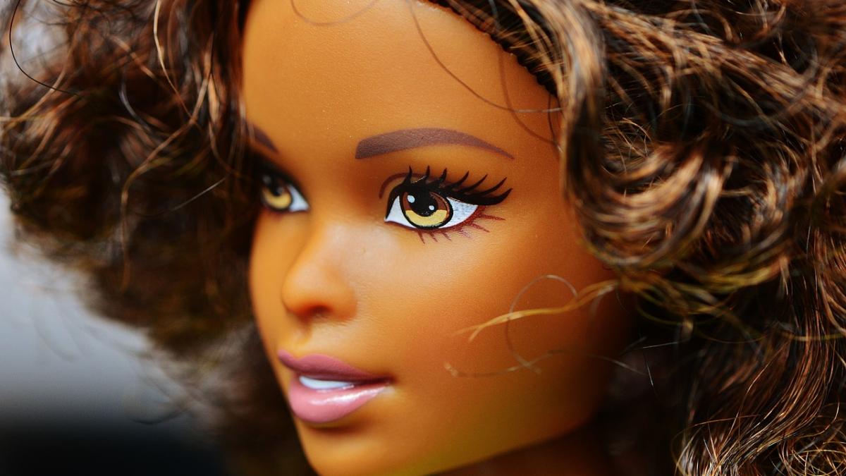 8 martie de ziua internationala a femeii barbie lanseaza modele noi de papusi