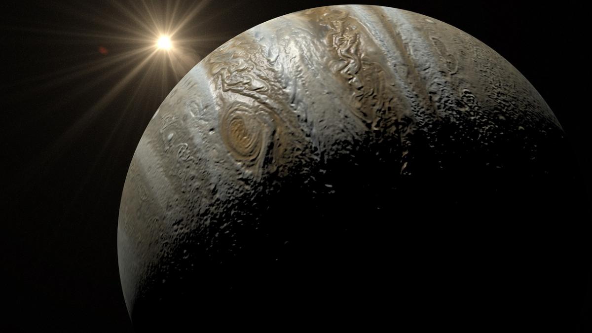 descoperirea facuta pe jupiter cu ajutorul sondei spatiale juno
