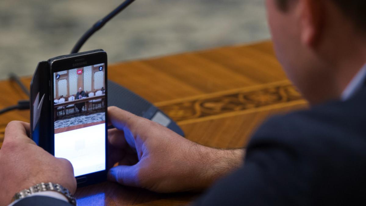 scandal urias in psd telefoanele rebelilor din partid luate la control