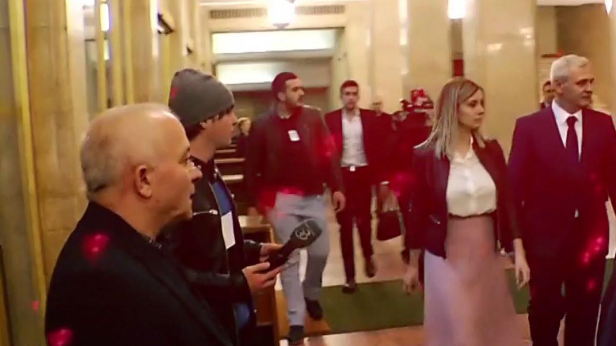 liviu dragnea si a adus iubita la congresul psd cum a fost primita irina tanase de social democrati