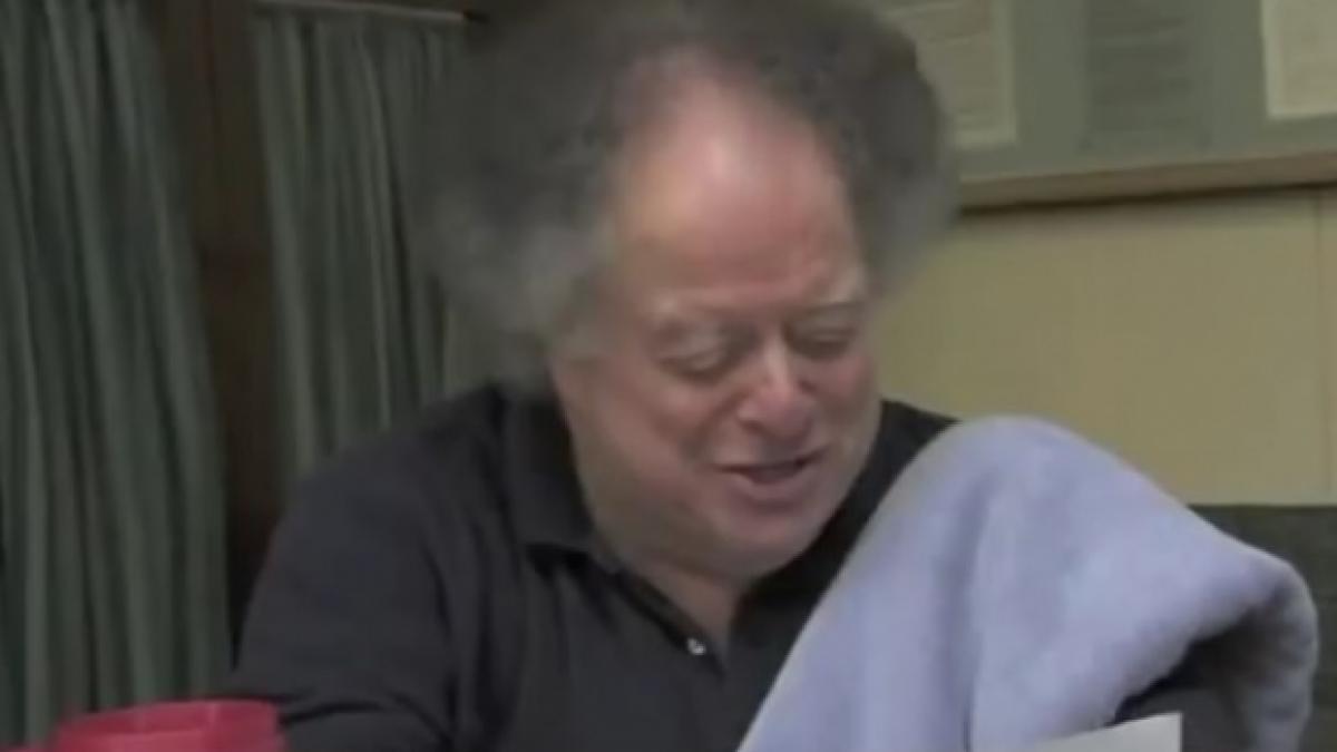 metropolitan opera a concediat un celebru dirijor ce a descoperit institutia