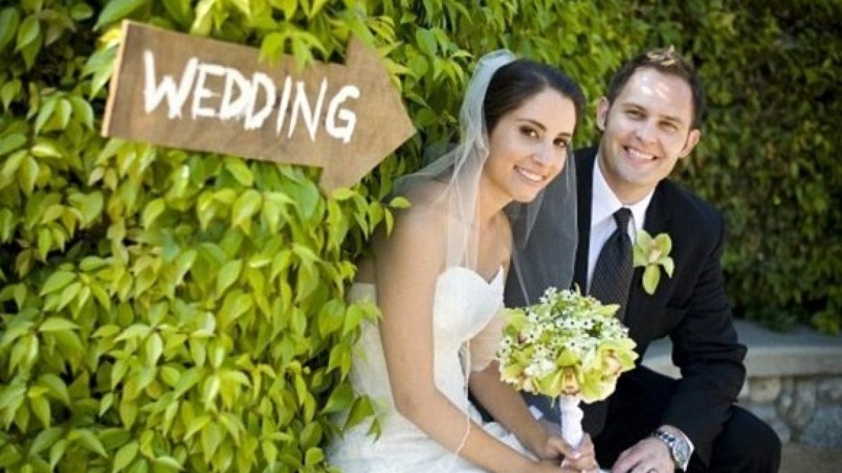 sotia lui a fost rapusa de cancer imediat dupa nunta la doi ani distanta politia i a batut la usa