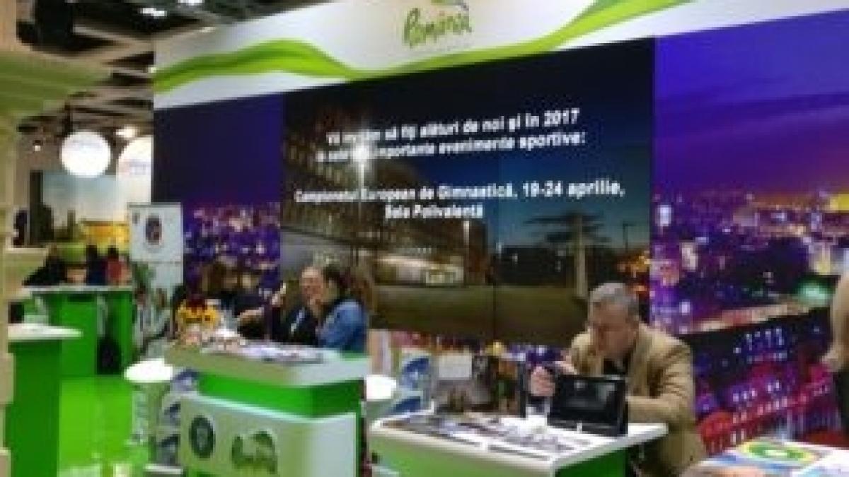 gafa uriasa la targul de turism din berlin ce a aparut pe panoul de promovare a romaniei