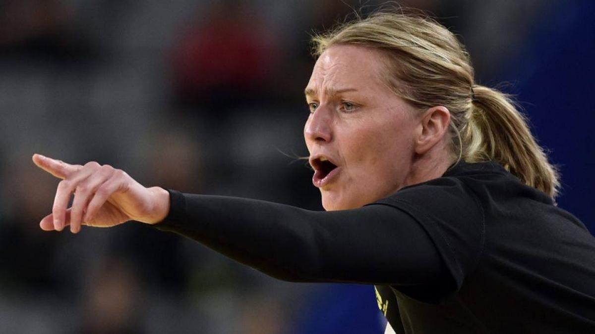 csm bucuresti a ramas fara antrenor daneza helle thomsen a fost demisa