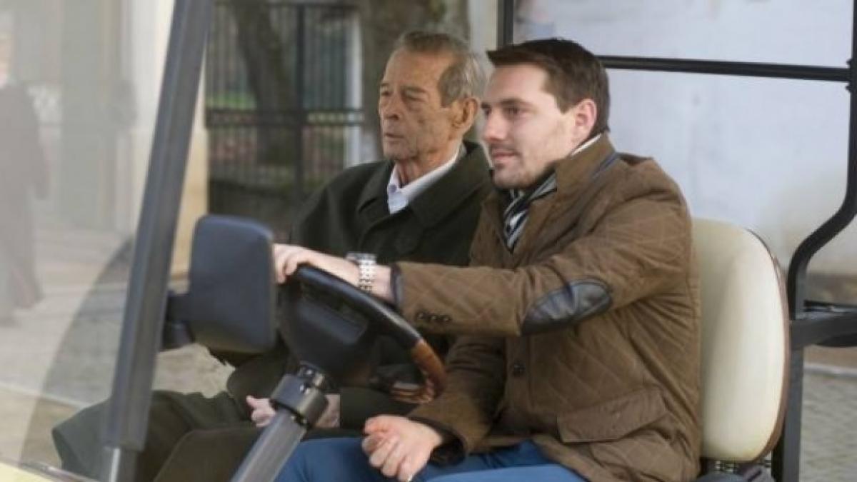 care a fost prima slujba a principelui nicolae