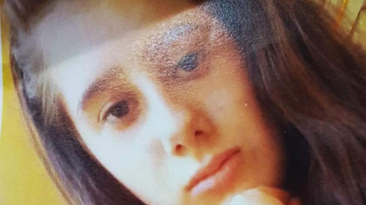 o fata de 13 ani din bucuresti a disparut de acasa politistii fac apel la cetateni pentru gasirea