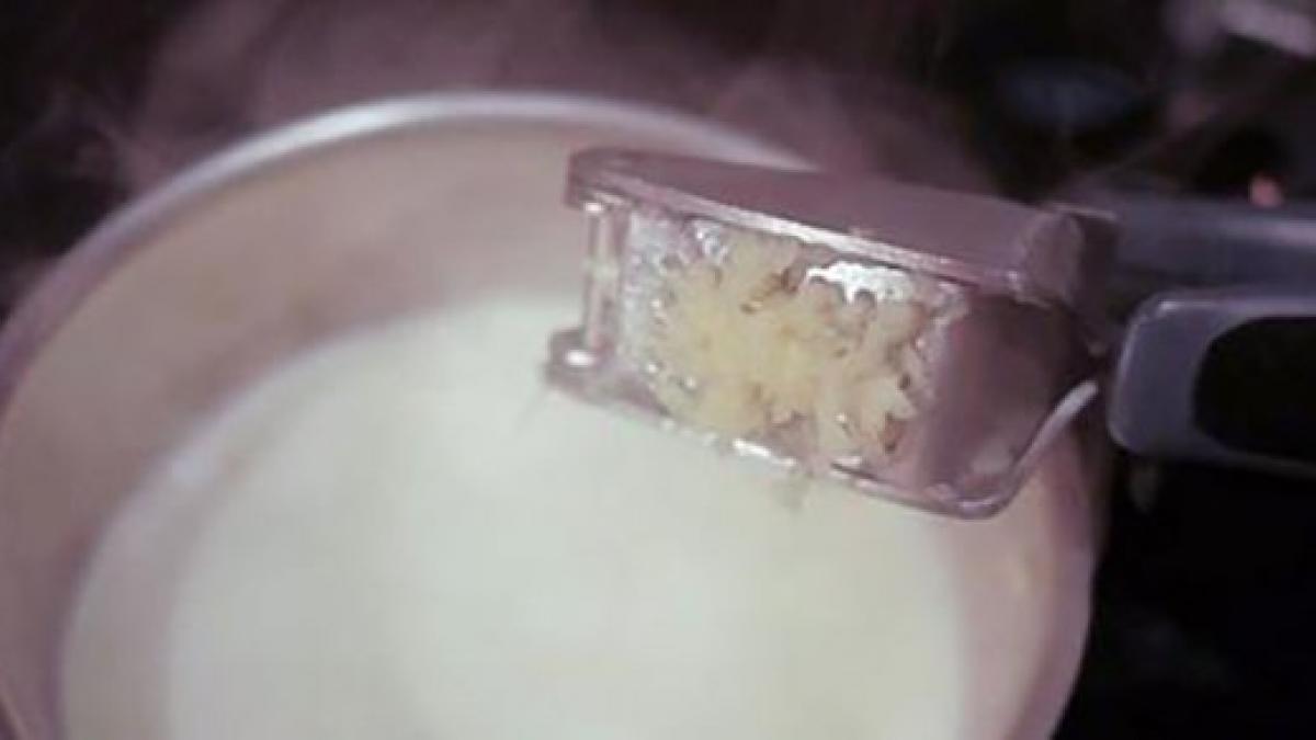 a amestecat usturoi cu lapte si a baut in fiecare zi ce i s a intamplat dupa o saptamana