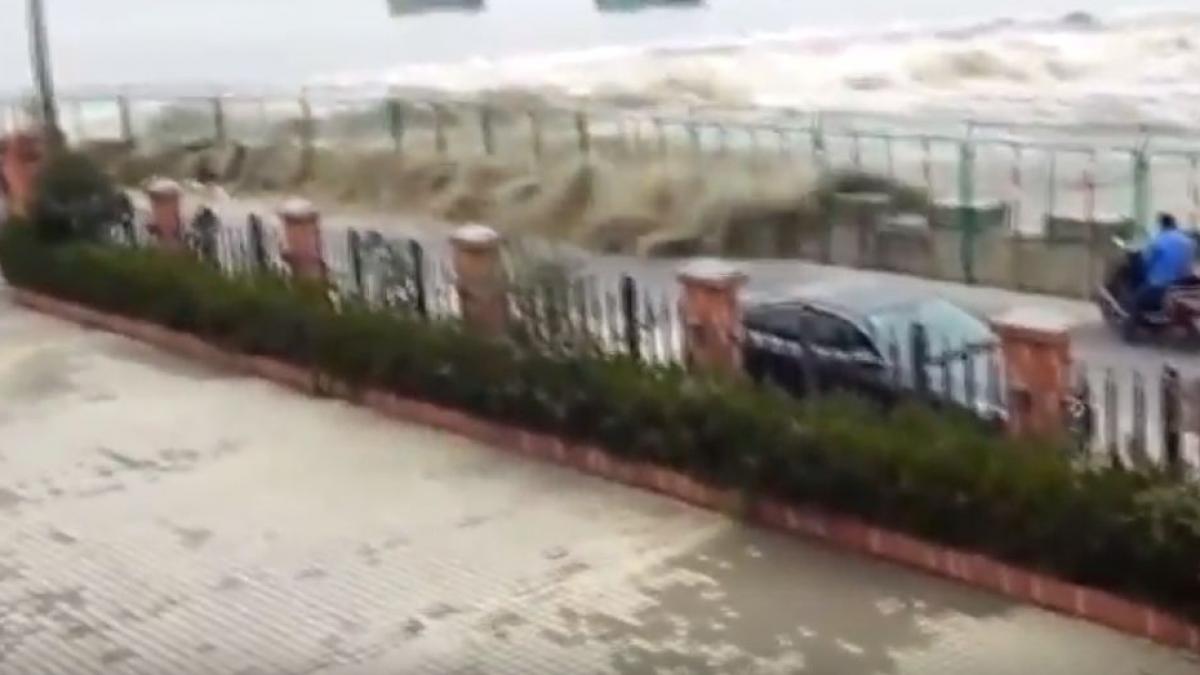 tragedie provocata de o furtuna puternica cel putin 18 persoane si au pierdut viata