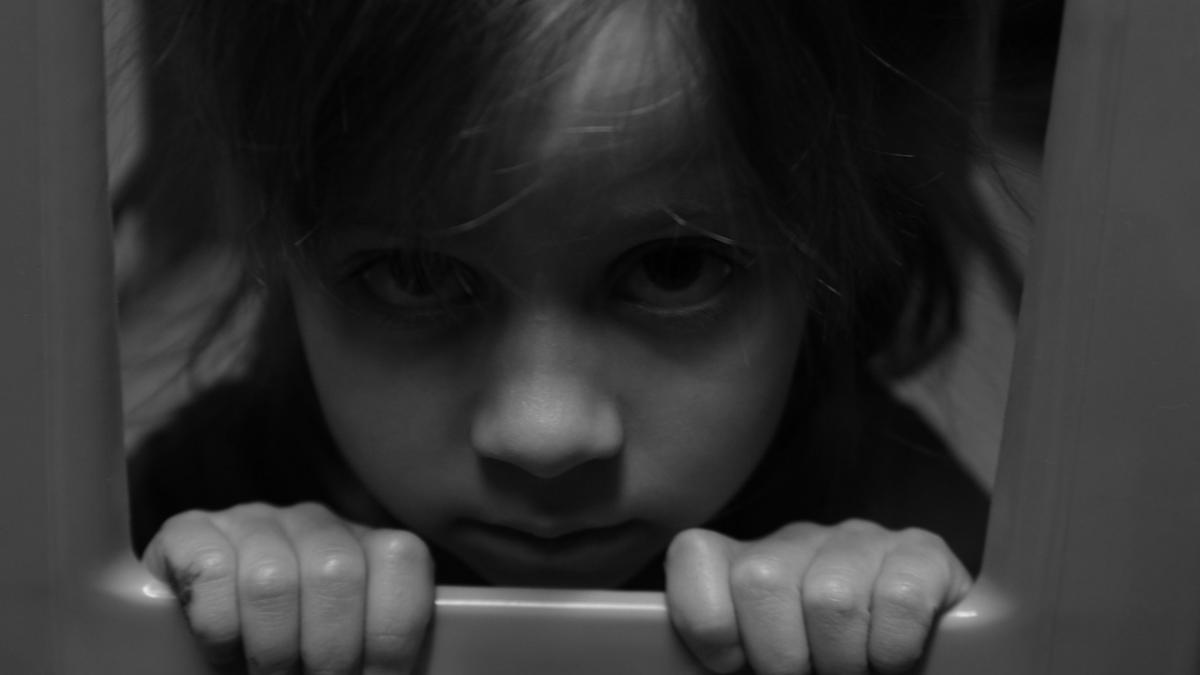 a cerut sa iasa din clasa si nu s a mai intors fetita a fost data in urmarire iar politia a cautat