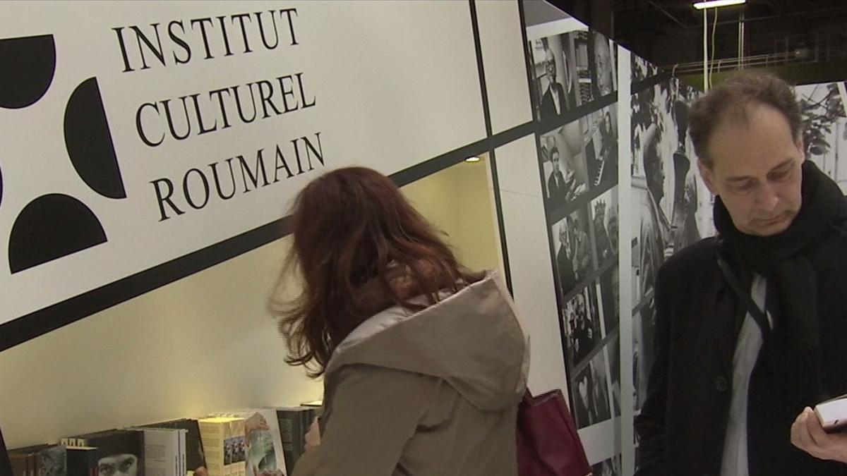 institutul cultural roman la targul de carte de la paris