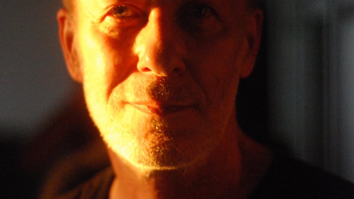 mesajul aparut in urma cu cateva minute pe pagina de facebook a lui andrei gheorghe salutare natiune