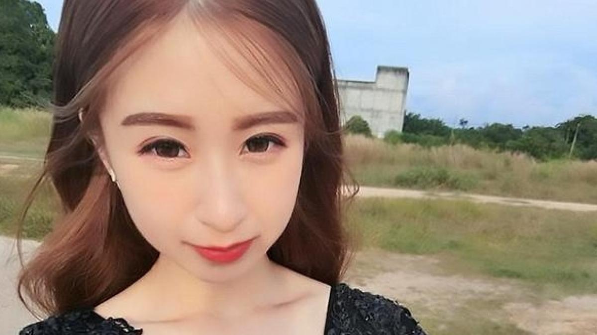 a nascut patru copii iar apoi a postat o fotografie pe net comentariul socant pe care l a primit