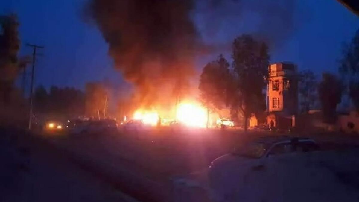 atentat cu masina capcana langa un stadion cel putin 20 de morti si 55 raniti