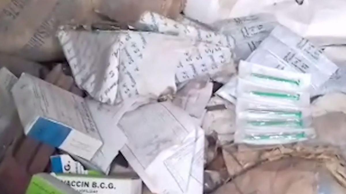 pericol public in ramnicu valcea mai multe deseuri medicale au fost gasite intr o cladire abandonata