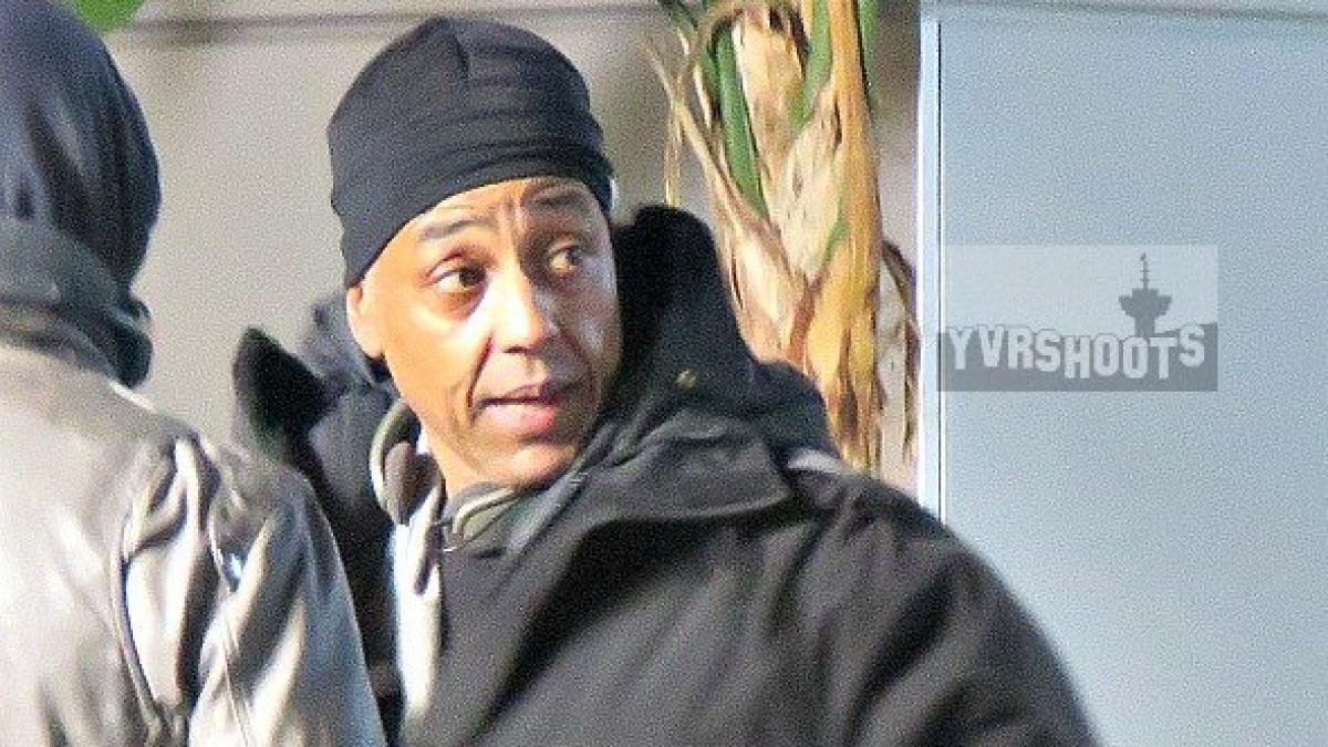 un cunoscut actor din serialul breaking bad vine in vizita in romania