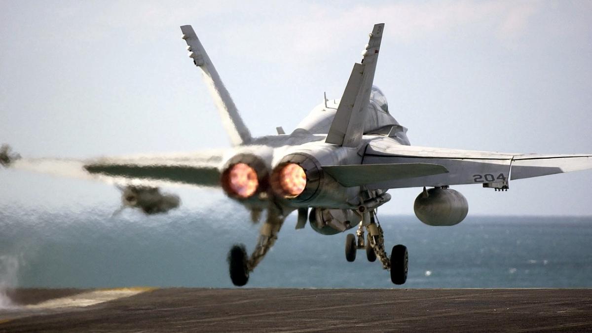 este pentru prima data dupa sfarsitul razboiului rece rusia trimite avioane militare deasupra