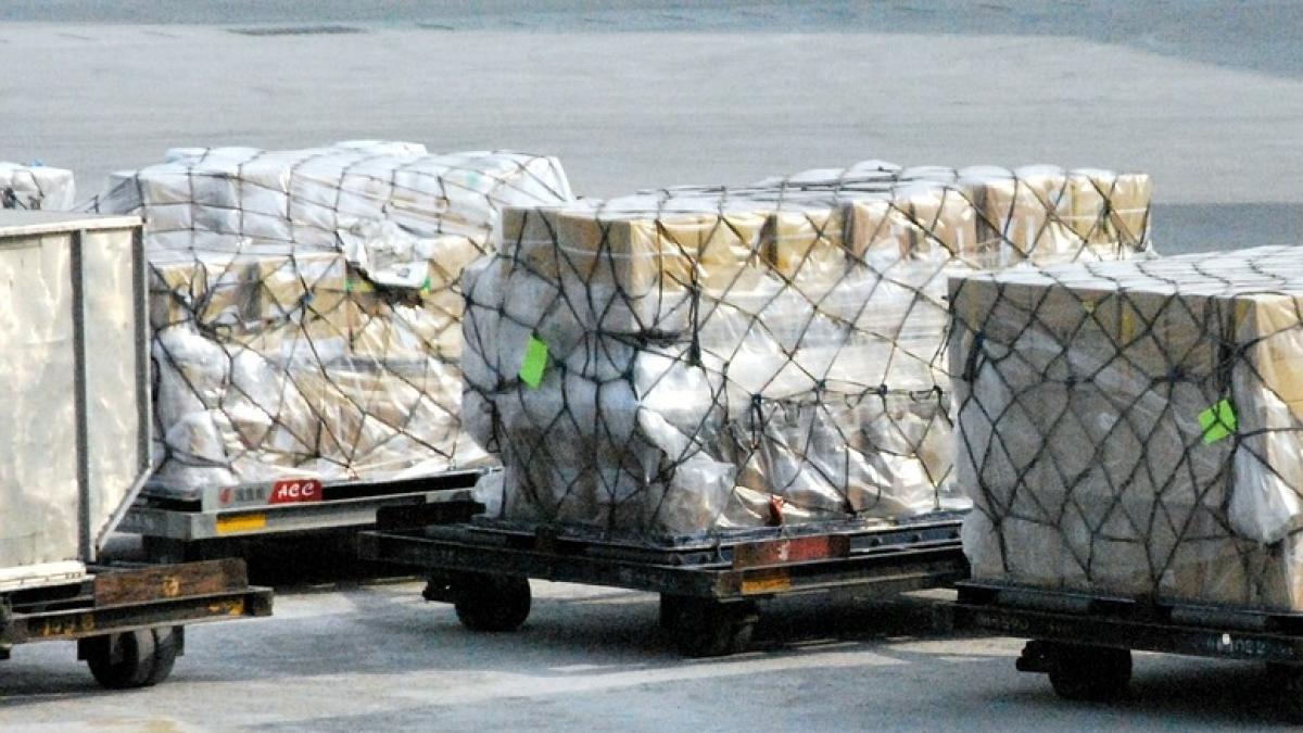 un barbat s a impachetat si s a expediat prin curier ce planuia sa faca