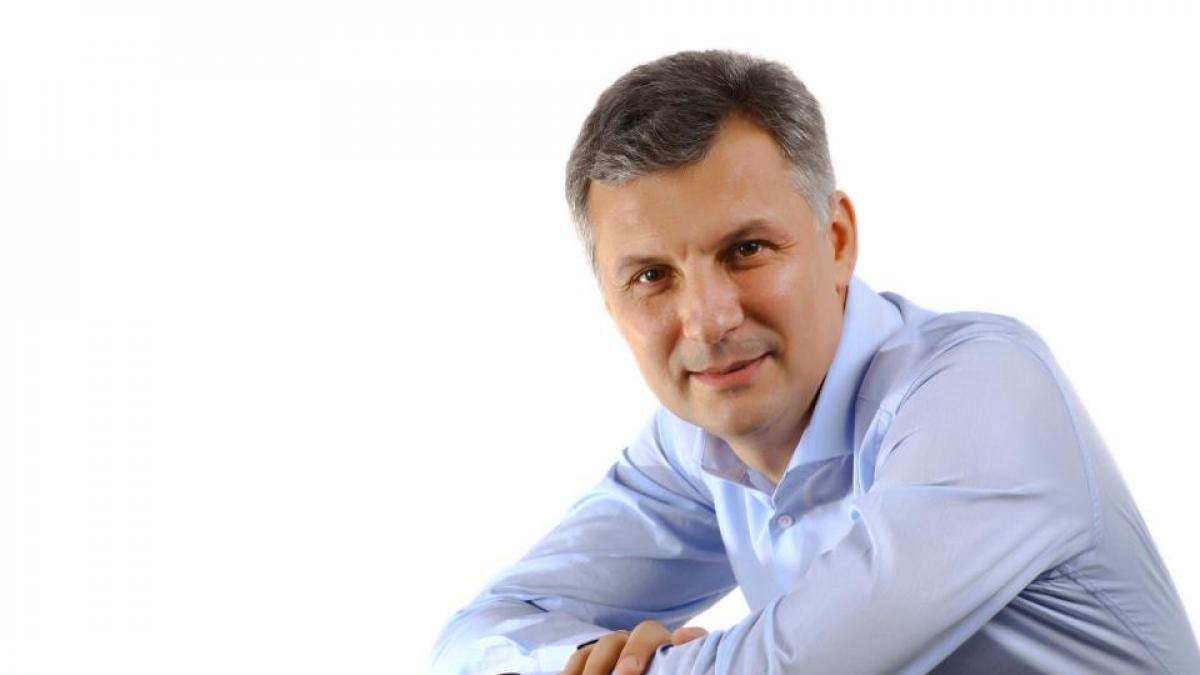 daniel zamfir intrebari grele pentru guvernatorul bnr la ce nu a raspuns mugur isarescu