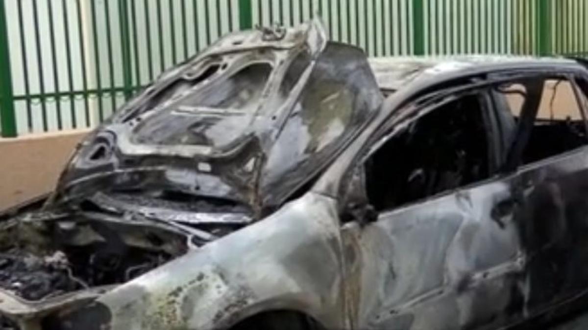 un piroman a incendiat opt masini in sectorul 1 al bucurestiului