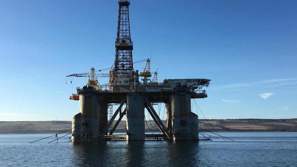 descoperire uriasa a fost gasit un camp petrolier ce contine pana la 80 de miliarde de barili de