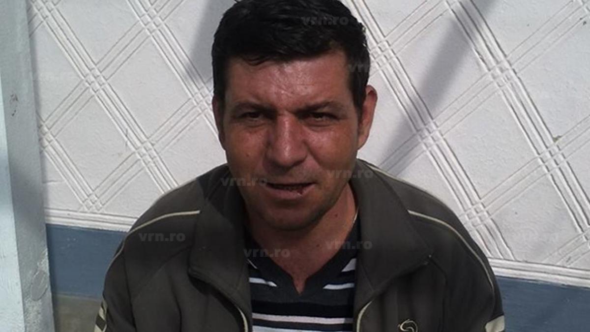 cornel si a vazut fosta iubita trecand prin fata casei si a amintit de vremurile bune si a invitat