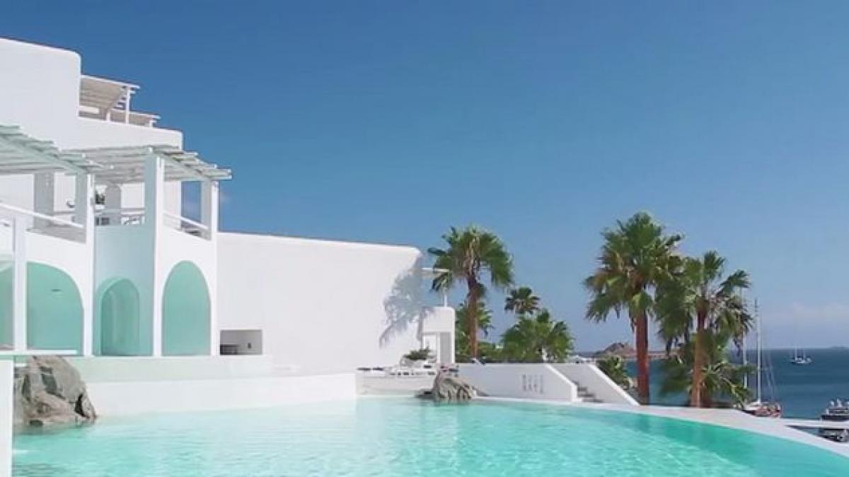 paradisul unde fug milionarii romaniei