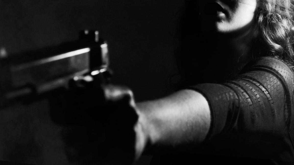 focuri de arma in fata unui club din sighisoara suspecta a fost retinuta de politisti