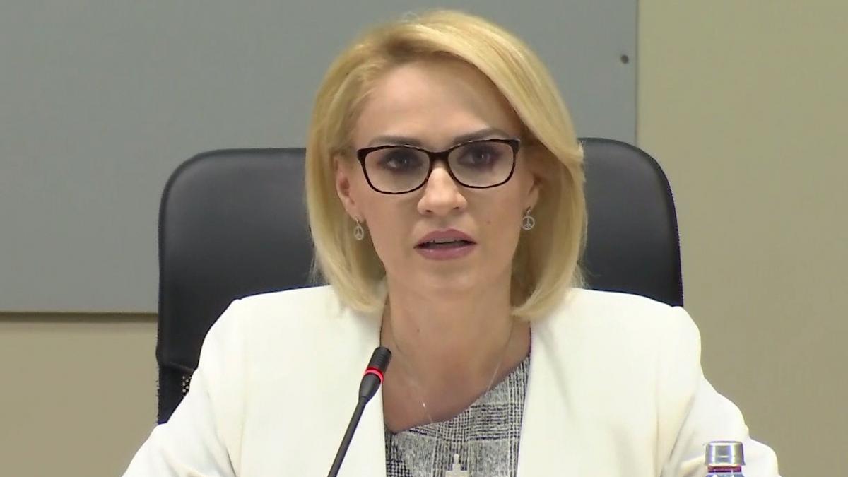 comandament special pentru gropile din bucuresti gabriela firea strazile trebuie reparate de urgenta