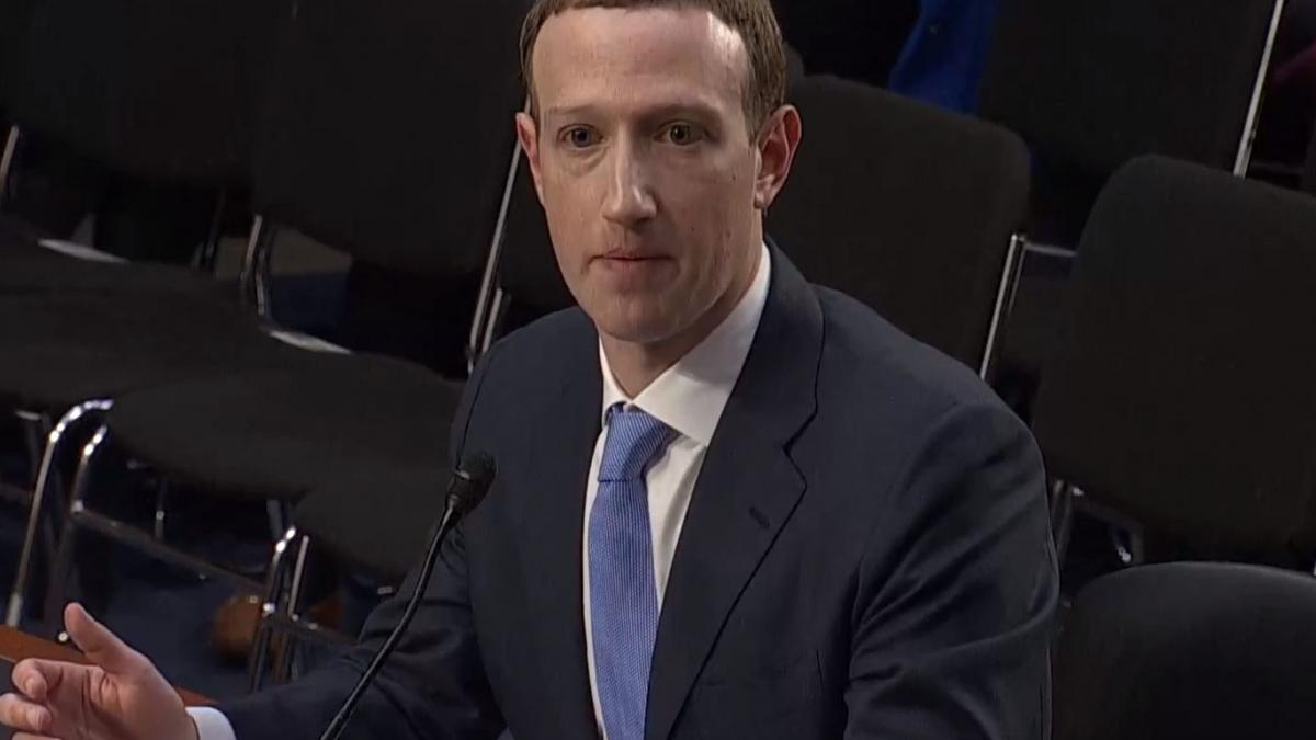 detaliul care a starnit controverse in online mark zuckerberg ironizat pentru ca a folosit un