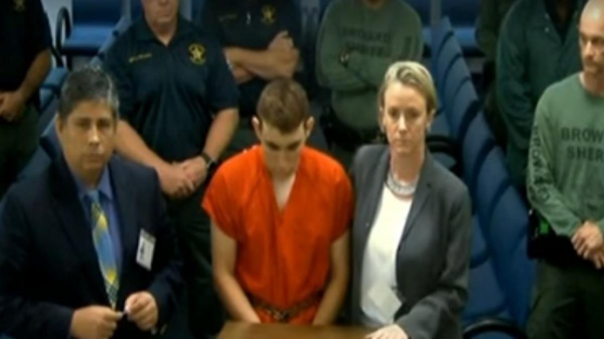 autorul masacrului din florida vrea sa le doneze mostenirea sa victimelor