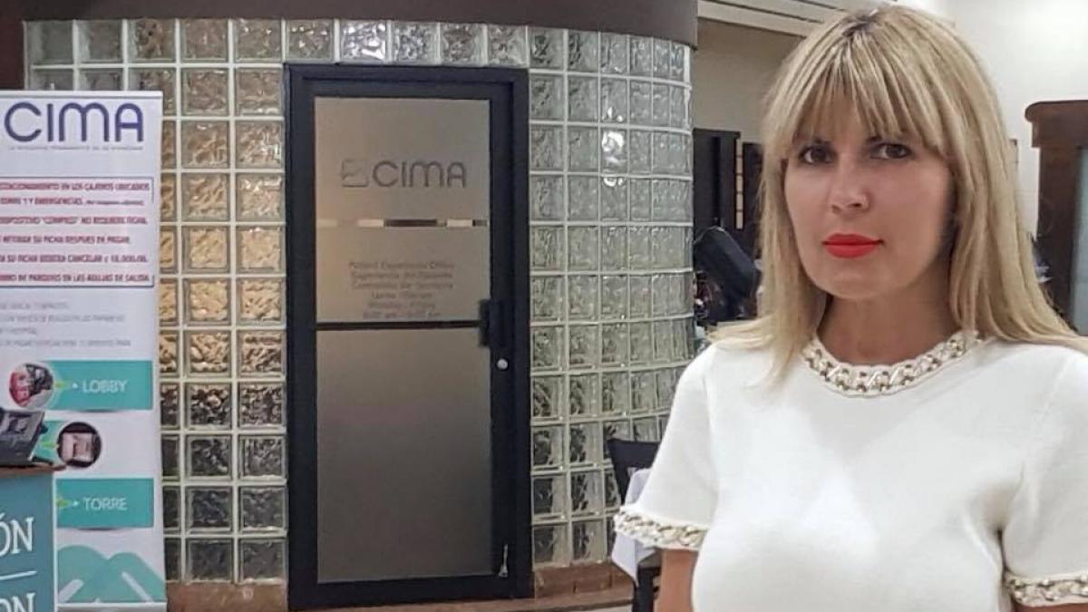 cum s a dat de gol elena udrea ca paraseste romania