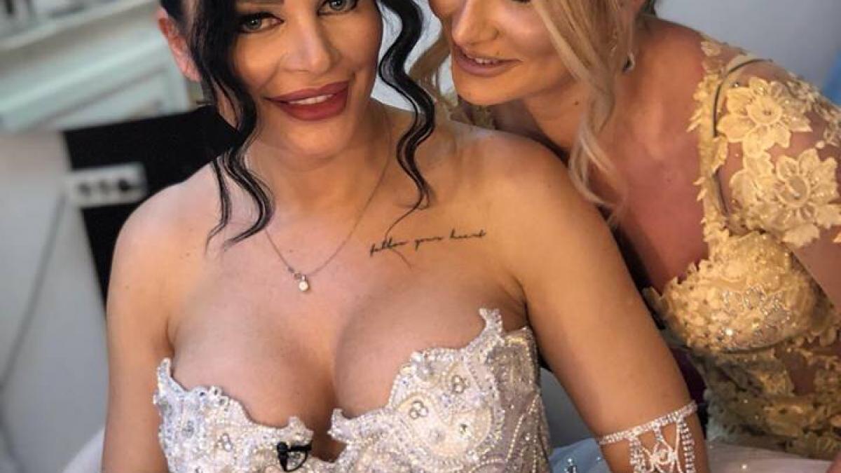 nunta surpriza in showbiz brigitte sfat se casatoreste cu unul dintre cei mai doriti cantareti de