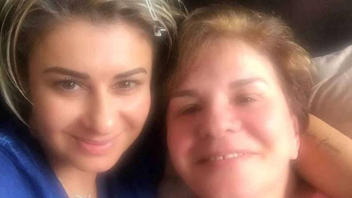 anuntul de ultima ora al aneimaria prodan cu privire la inmormantarea mamei sale numai familia si