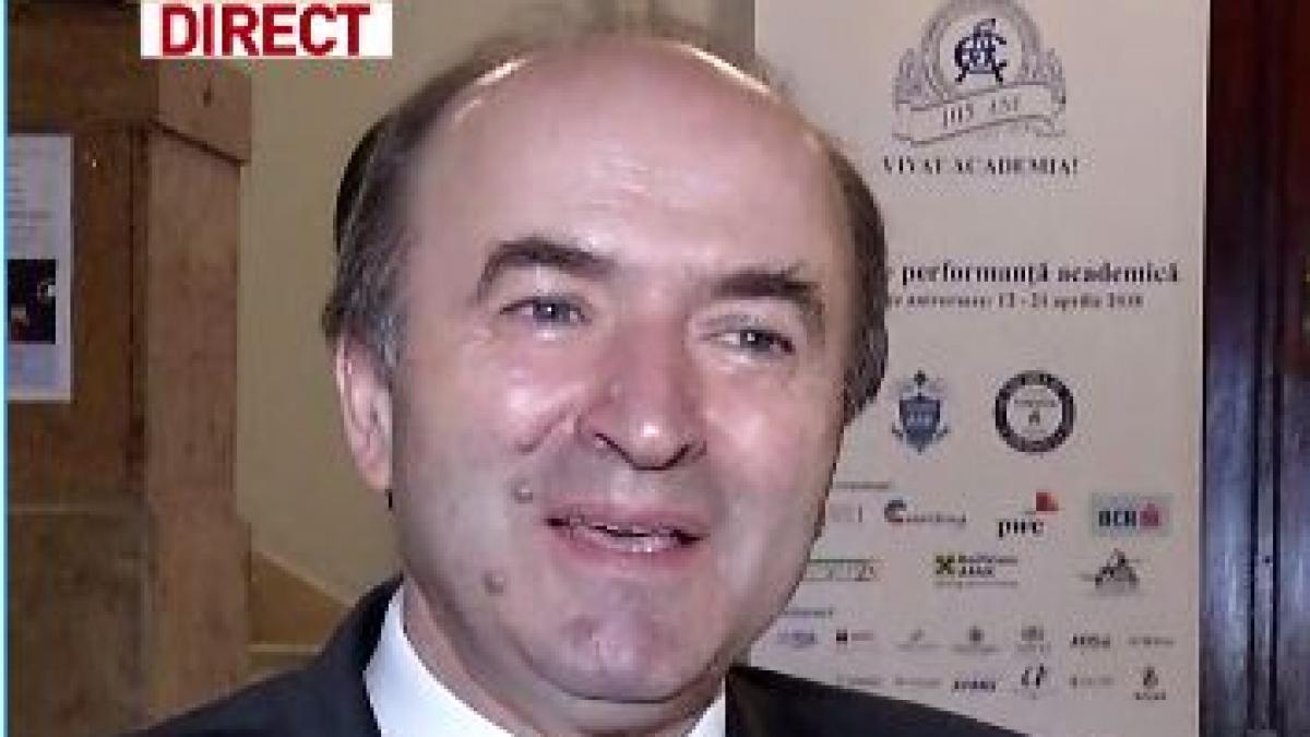 tudorel toader ii prezint premierului sesizarea la ccr pe cazul kovesi