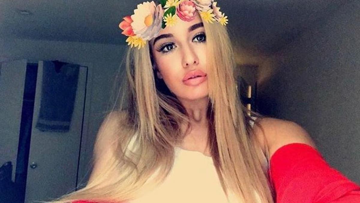 cum se distreaza fiicele anamariei prodan in timp ce bunica lor este inmormantata foto