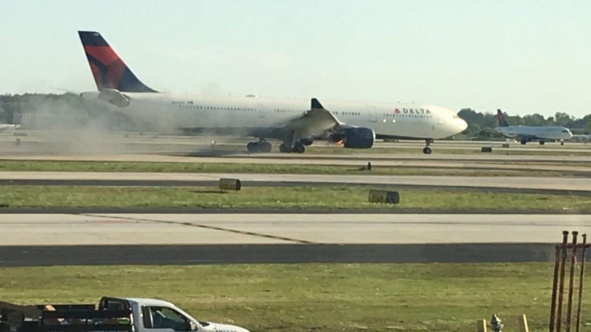 motorul unui airbus a333 a luat foc dupa decolare aeronava a revenit de urgenta la sol