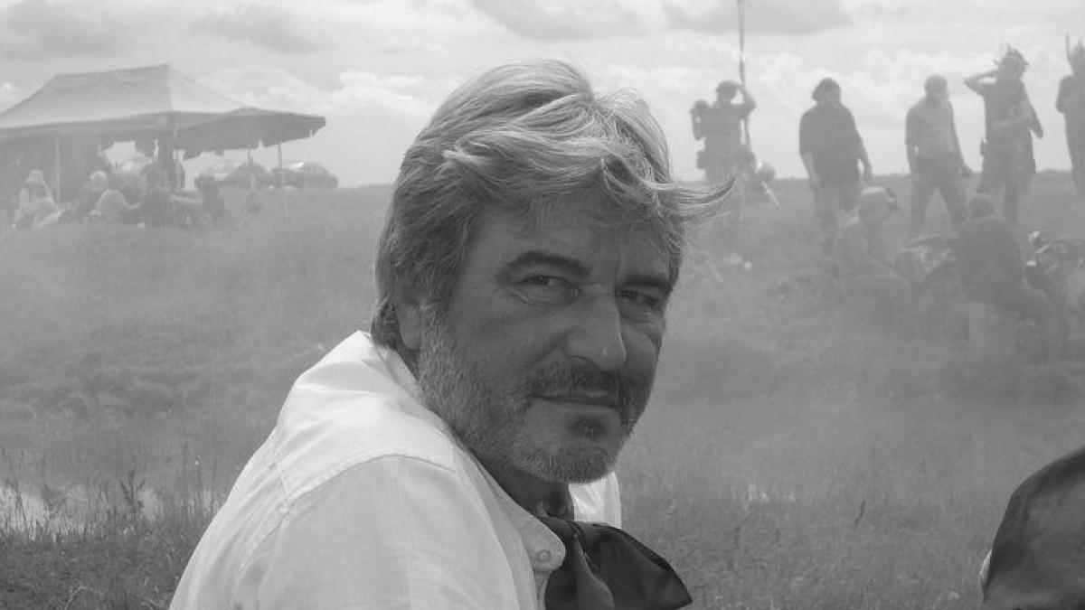 a murit adrian pavlovschi dublura lui florin piersic in margelatu avea 61 de ani