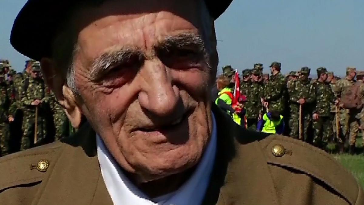 stejari pentru eroii cazuti pe front povestile voluntarilor veniti la marasesti este foarte