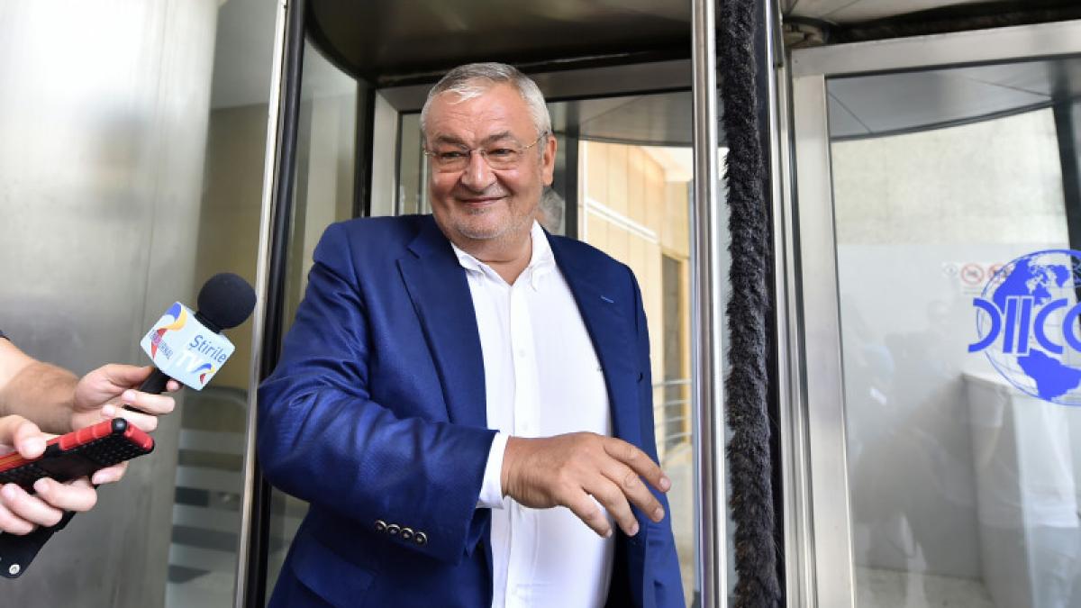 fostul ministru sebastian vladescu este urmarit penal de dna este acuzat de luare de mita si trafic