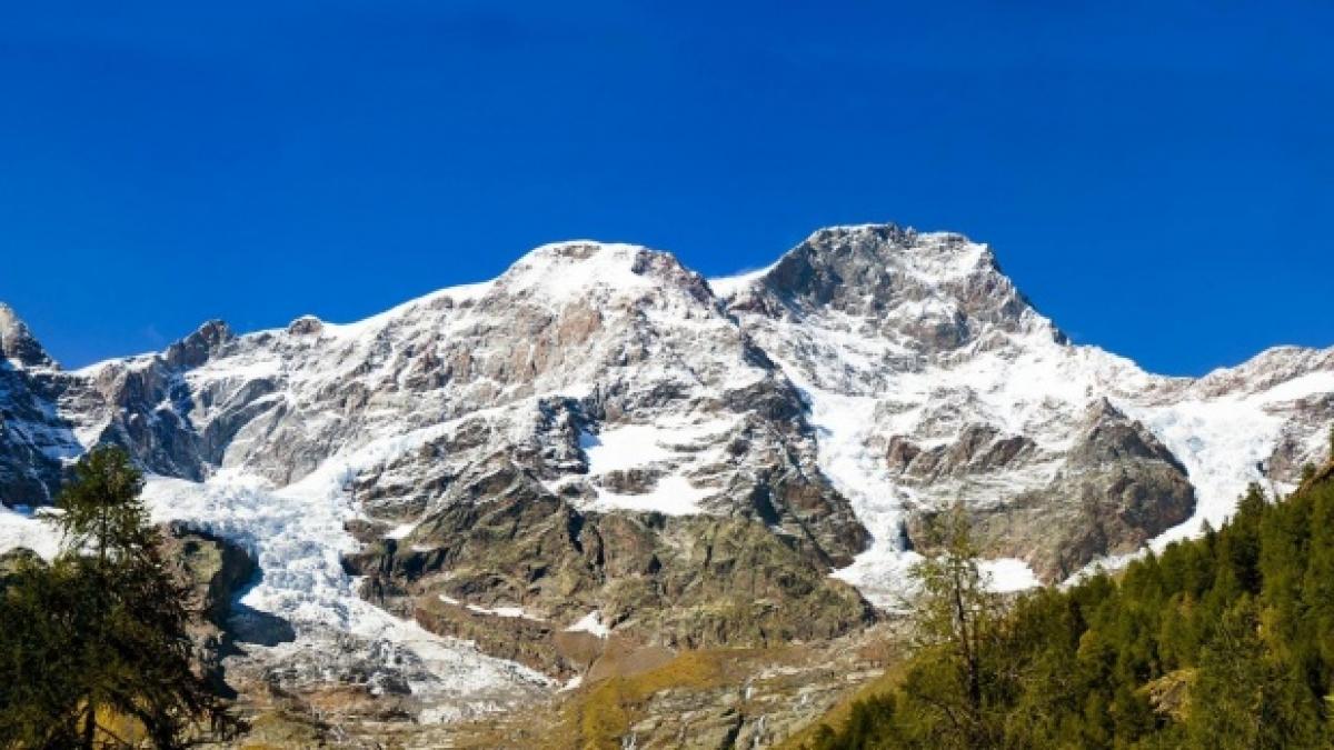 salvamont romania recomandam atentie si responsabilitate tuturor peste 400 de salvamontisti