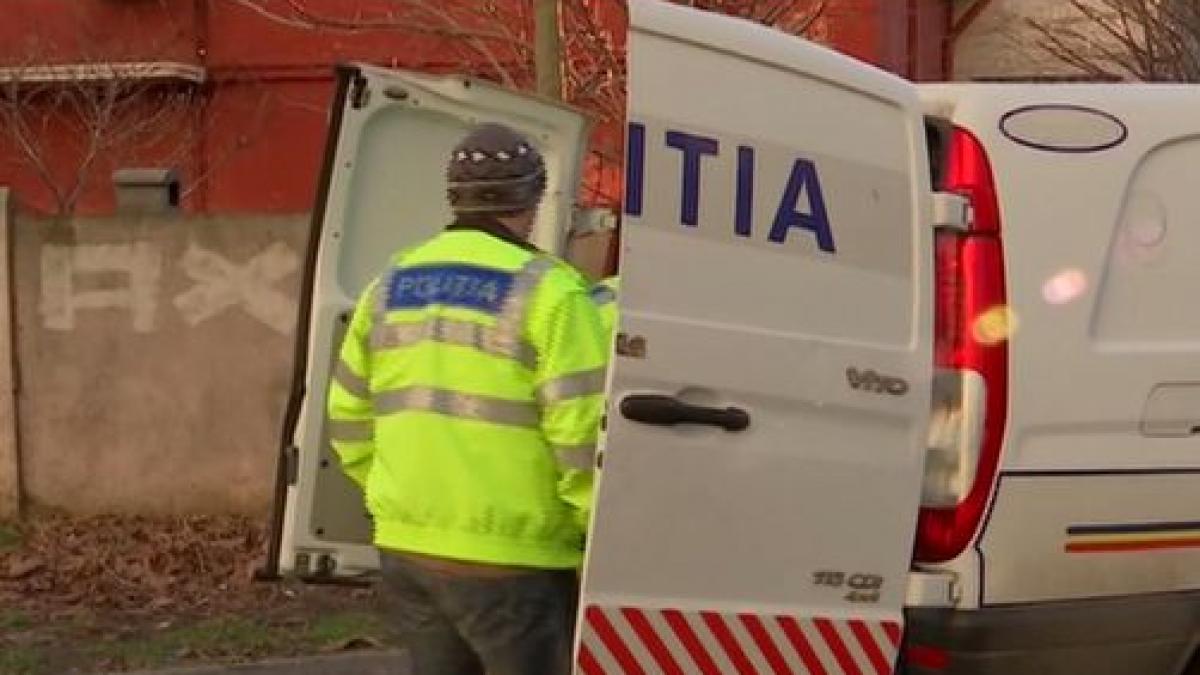 accident tragic in maramures o remorca s a rasturnat peste oameni