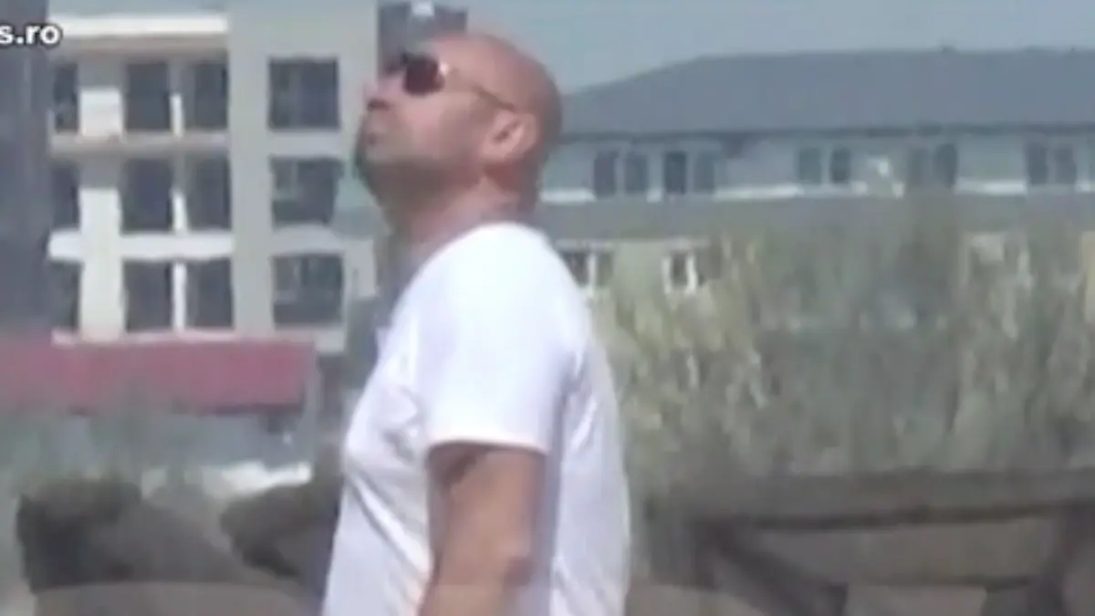 cum a reusit chef scarlatescu sa atraga toate privirile pe plaja ce a facut ziua in amiaza mare