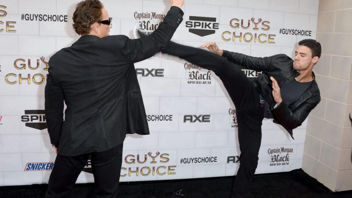 uite cat de bine ii seamana fiul cel mare lui jean claude van damme are 30 de ani si este mult mai