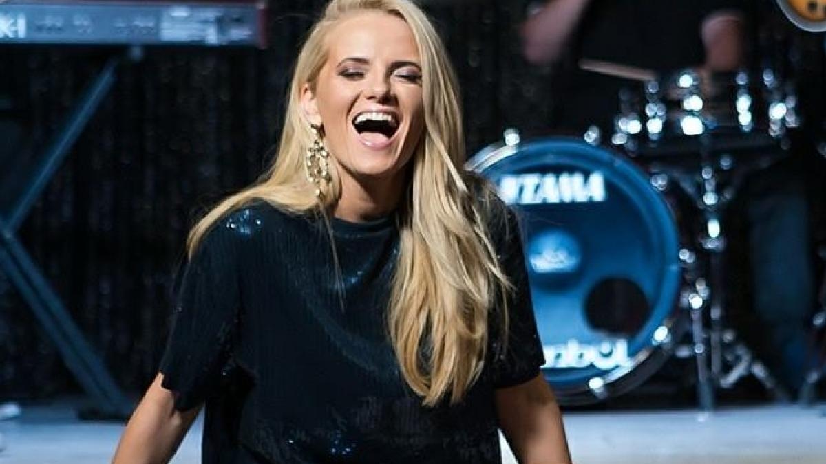 eurovision 2018 ce a patit solista trupei the humans reprezentanta romaniei cu doar cateva zile