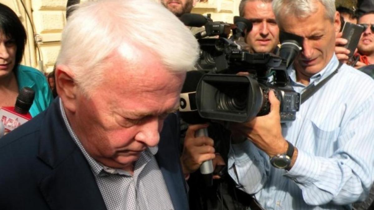 viorel hrebenciuc condamnat la doi ani de inchisoare pentru trafic de influenta achitat pentru