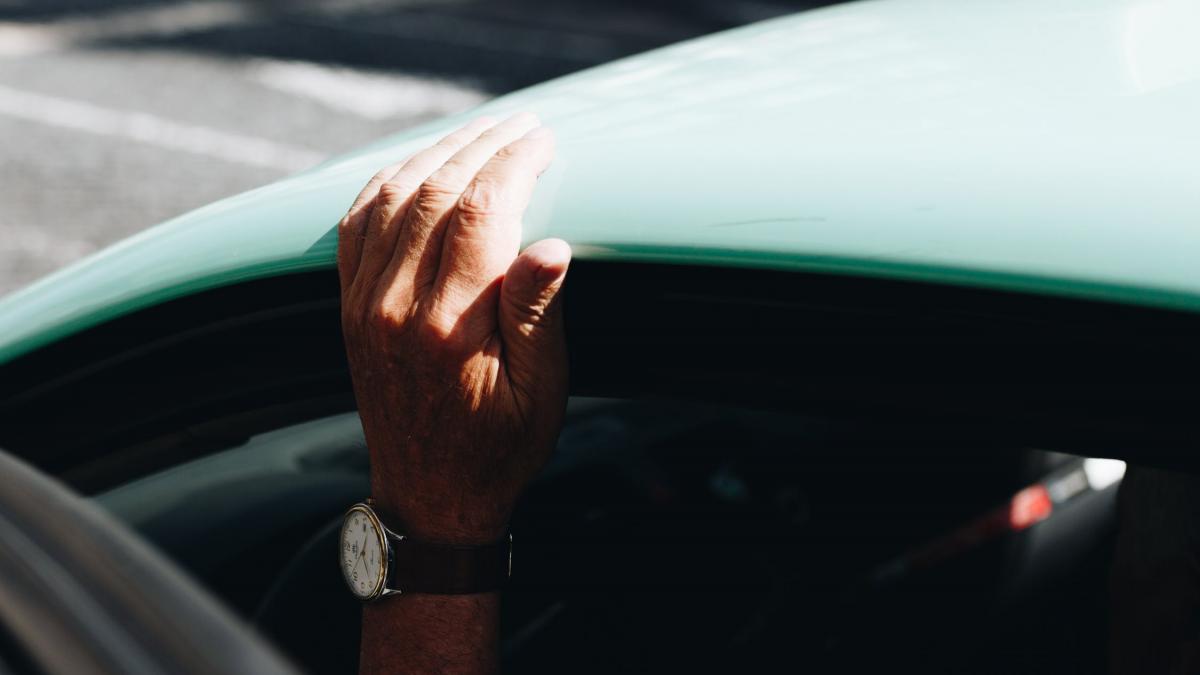 vesti bune pentru pensionarii cu permis de conducere amenzile ar putea fi mult mai mici