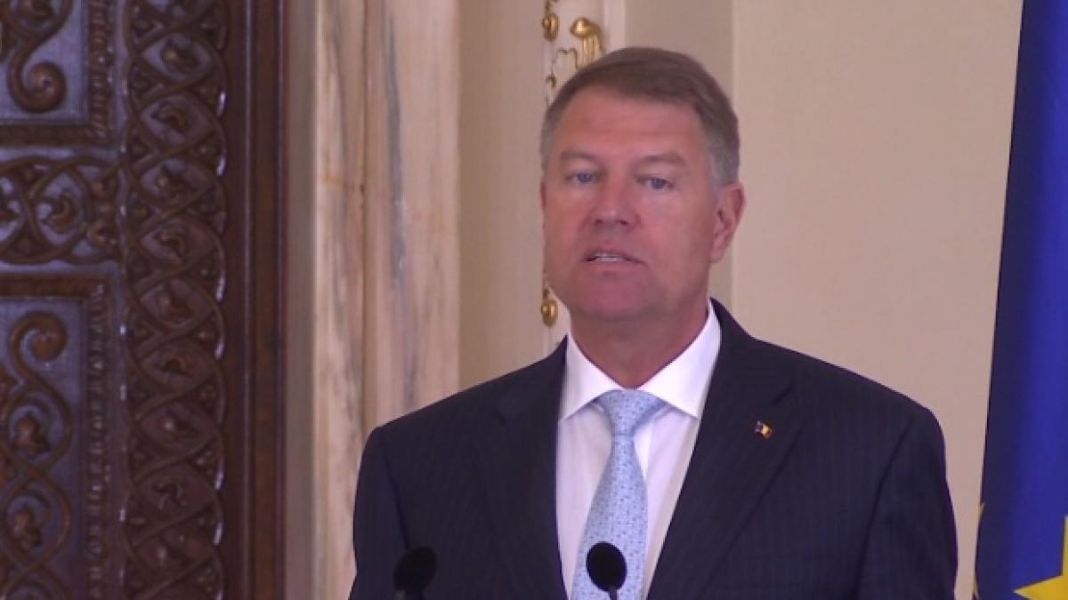 klaus iohannis mesaj pentru studenti educatia financiara mai importanta ca niciodata