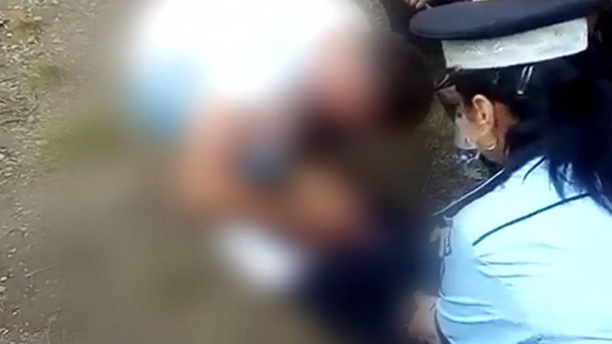 accident extrem de grav intr un parc din craiova un copil a cazut din tiroliana video