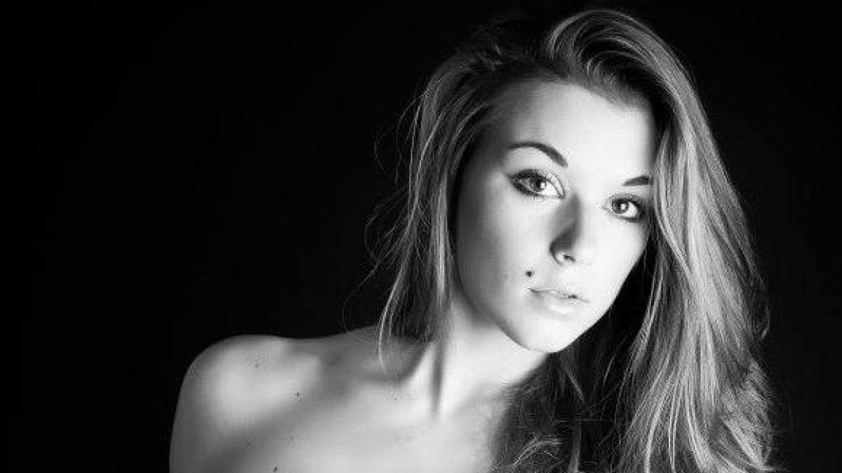 fotomodel din italia condamnat la inchisoare dupa ce i a jignit pe romani